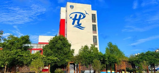 上海浦航實(shí)驗(yàn)中學(xué)