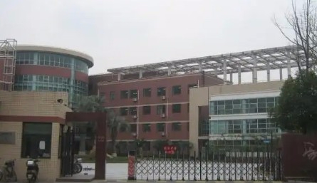 上海風(fēng)華中學(xué)