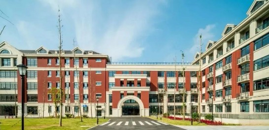 上海師范大學(xué)附屬金山前京中學(xué)