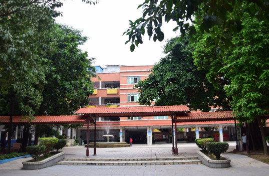 東莞石碣新民學(xué)校(九年一貫制)