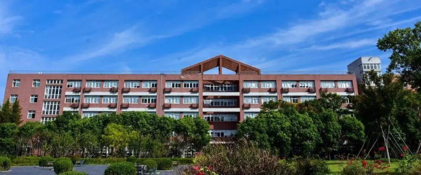 上海思博職業(yè)技術(shù)學(xué)院