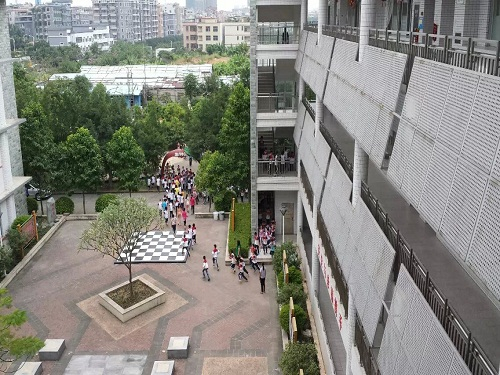 廣州黃浦區(qū)蘿峰小學(xué)