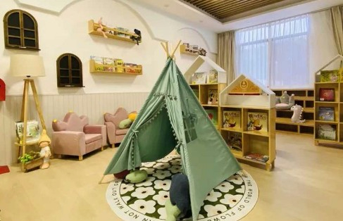 深圳龍華區(qū)第三外國語學校附屬卓爾幼兒園