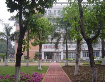 廣州暨南大學(xué)附屬實(shí)驗(yàn)學(xué)校(九年一貫制)