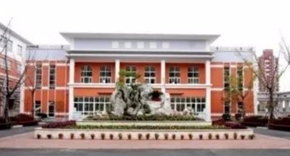 上海航城實(shí)驗(yàn)小學(xué)