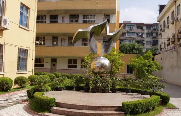 上海中原路小學(xué)