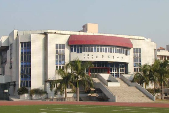 廣州白云區(qū)培英實驗學(xué)校