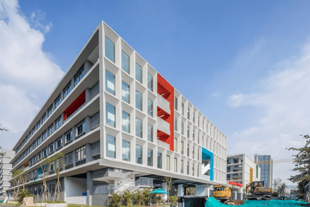 龍華區(qū)教育科學研究院附屬實驗學校