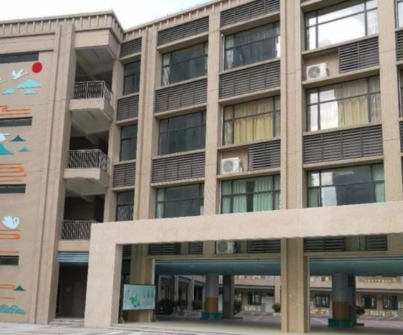 廣州飛鵝嶺小學(xué)