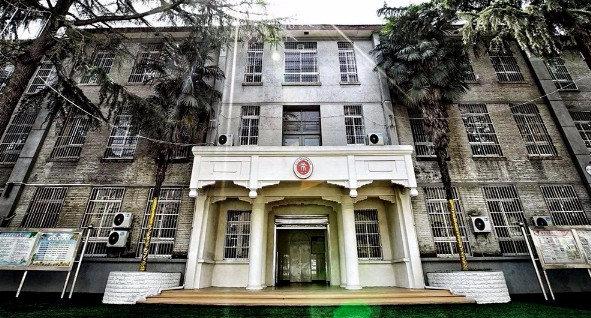 咸陽(yáng)未來(lái)科技職業(yè)學(xué)校