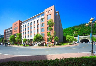 十堰湖北醫(yī)藥學院