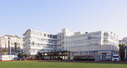 上海閔行區(qū)教育學(xué)院附屬中學(xué)