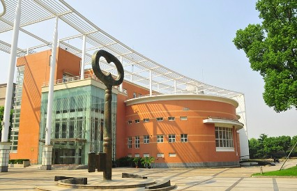 上海華東師范大學(xué)第二附屬中學(xué)