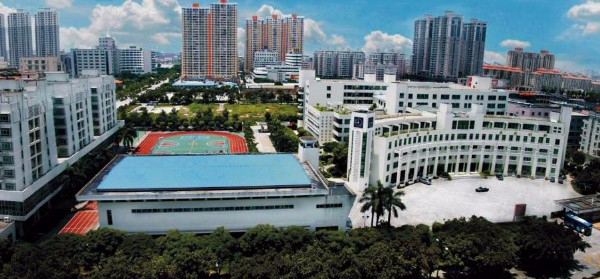 東莞石龍第二中學(xué)