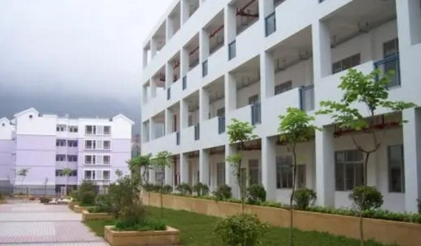 廣州良口鎮(zhèn)第二小學(xué)