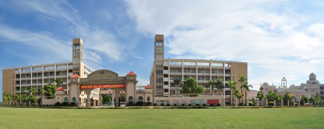 新世紀(jì)英才學(xué)校