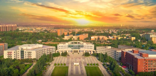 西安明德理工學(xué)院