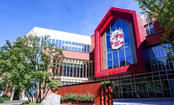 北京德閎學(xué)校