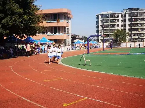 廣州廣東第二師范學(xué)院實(shí)驗(yàn)中學(xué)（原81中）